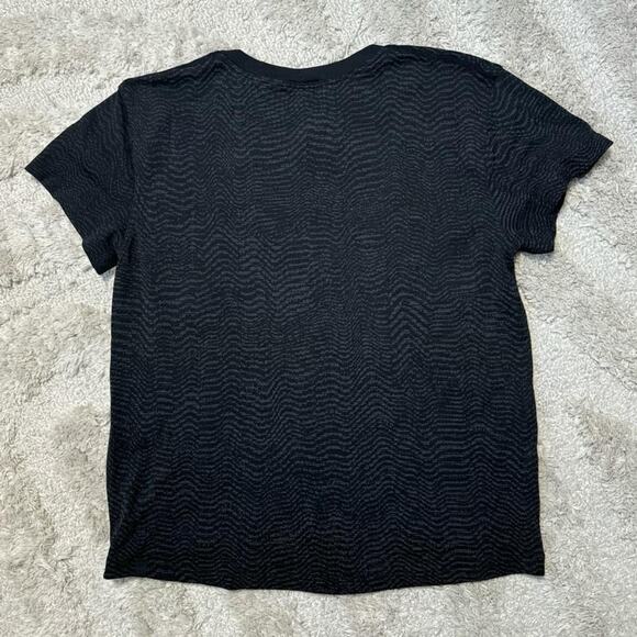 Lululemon Train To Be Short Sleeve - Picture 5 of 5